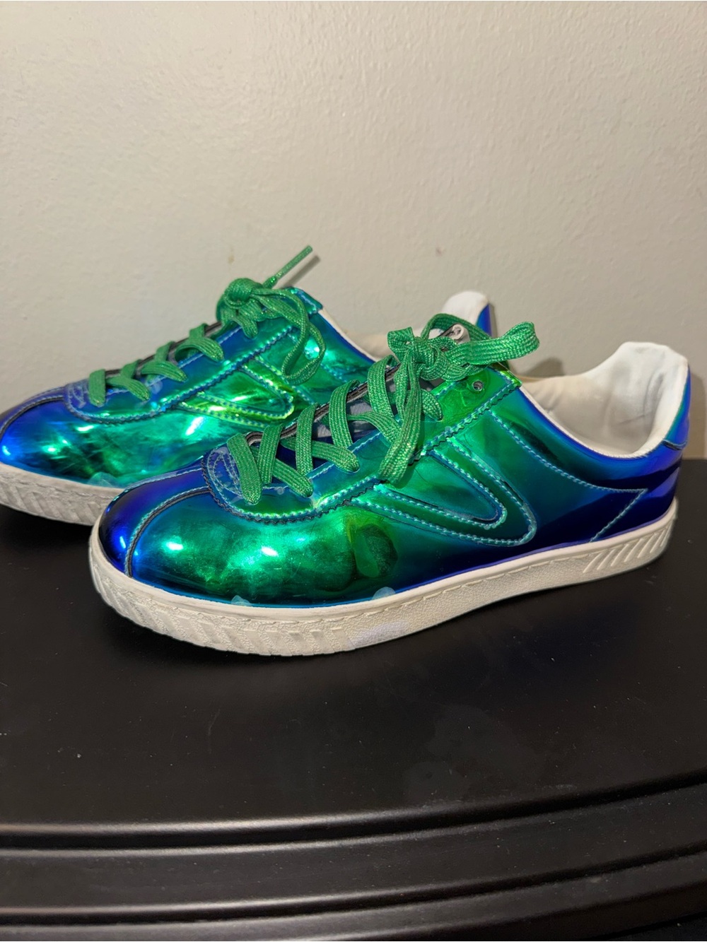Tretorn Women's Iridescent Blue-Green Lace-Up Sneaker Size 6.5 - Picture 6 of 9